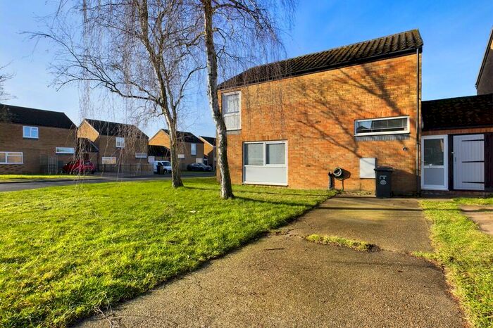 3 Bedroom Link Detached House To Rent In Earls Field, Raf Lakenheath, IP27