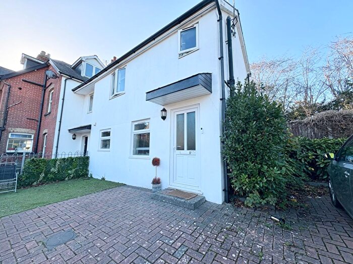 1 Bedroom Property To Rent In Station Road, Southampton, SO31