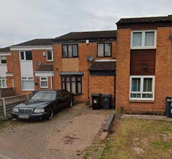 3 Bedroom Terraced House For Sale In Hole Farm Way, Birmingham, West Midlands, B38