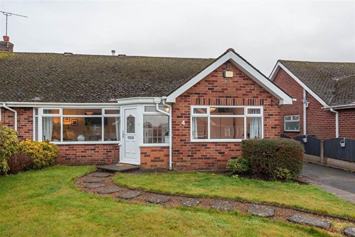 4 Bedroom Semi Detached House For Sale In Fensway, Hutton, Preston, PR4