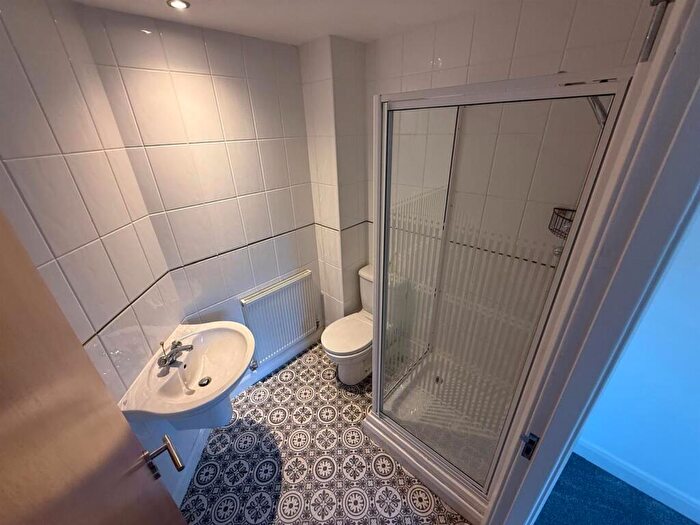 2 Bedroom Apartment To Rent In Edenhurst Apartments, Haslingden, BB4