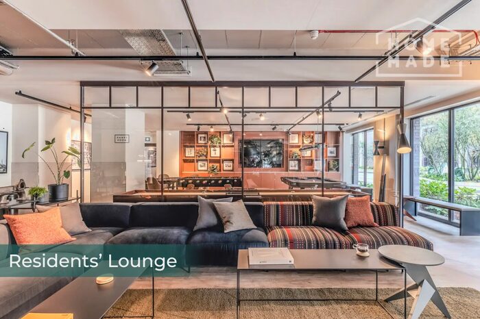 3 Bedroom Flat To Rent In Equipment Works, Walthamstow, E17