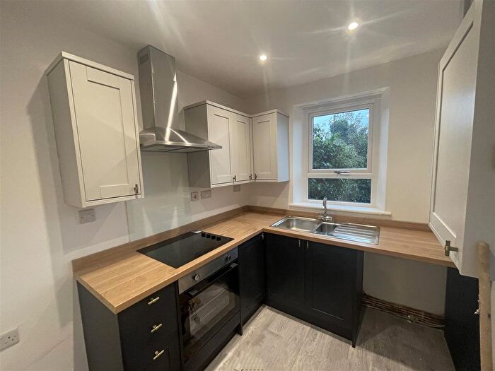 2 Bedroom Terraced House To Rent In St. Marys Road, Doncaster, DN1