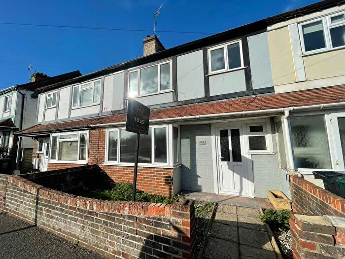 3 Bedroom Terraced House To Rent In Vale Road, Portslade, BN41