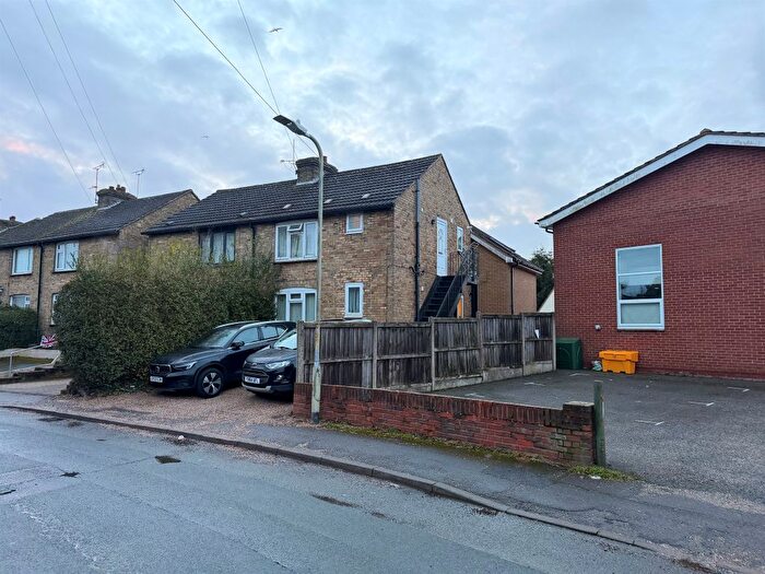 2 Bedroom Flat For Sale In Bentley Road, Willesborough, Ashford, TN24