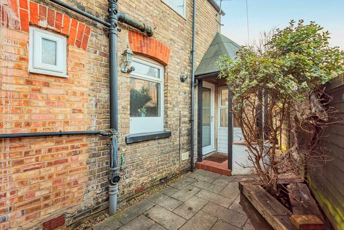 1 Bedroom Flat To Rent In Ferry Hinksey Road, Oxford, OX2