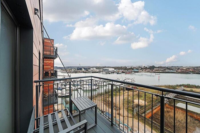 1 Bedroom House For Sale In Thomas Blake Avenue, Southampton, SO14