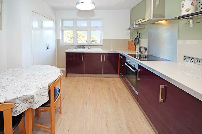 1 Bedroom Flat For Sale In Kings Hedges Road, Cambridge, CB4