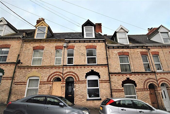 1 Bedroom Flat To Rent In Sunflower Road, Barnstaple, EX32