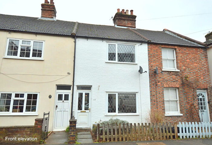 2 Bedroom Terraced House To Rent In Holmesdale Road, Reigate, RH2