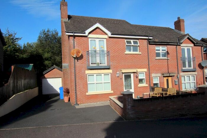 3 Bedroom Semi-Detached House For Sale In Thornberry Hill, Belfast BT14