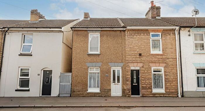 2 Bedroom Terraced House For Sale In Crown Road, Sittingbourne, ME10