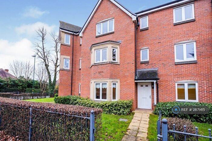 2 Bedroom Flat To Rent In Harborne, Birmingham, B17