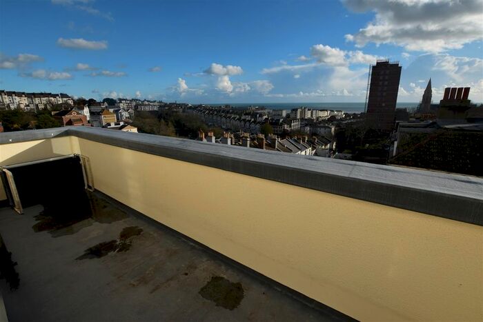 3 Bedroom Flat To Rent In London Road, St. Leonards-On-Sea, TN37