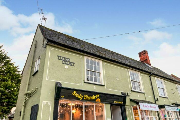 1 Bedroom Flat To Rent In High Street, Dunmow, CM6