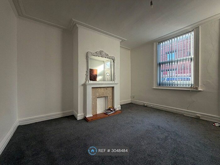 2 Bedroom Terraced House To Rent In Edinburgh Terrace, Leeds, LS12