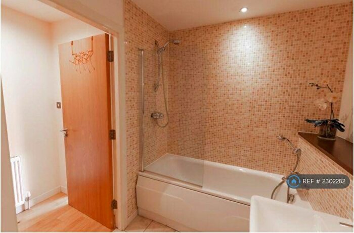 1 Bedroom Flat To Rent In Oswald Street, Glasgow, G1