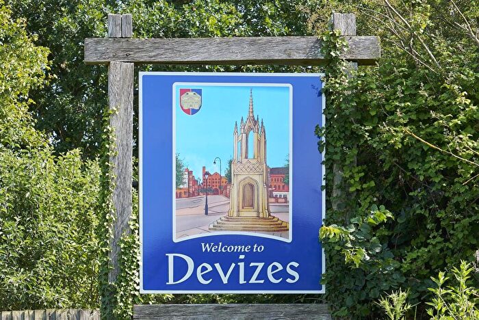 3 Bedroom Detached House For Sale In Zephyr Place, Devizes, SN10