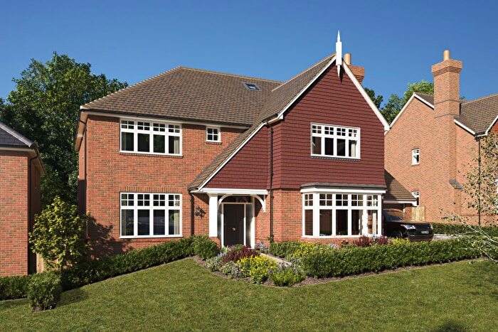4 Bedroom Detached House To Rent In Winter Place, Crowborough, TN6