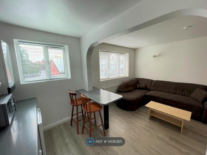 1 Bedroom Flat To Rent In London, London, NW11