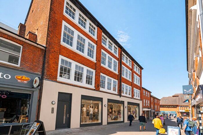 Apartment To Rent In Market Street, Guildford, GU1