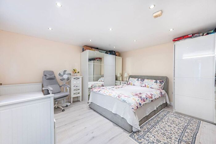 Studio To Rent In Eastcote Avenue, Sudbury, Greenford, UB6