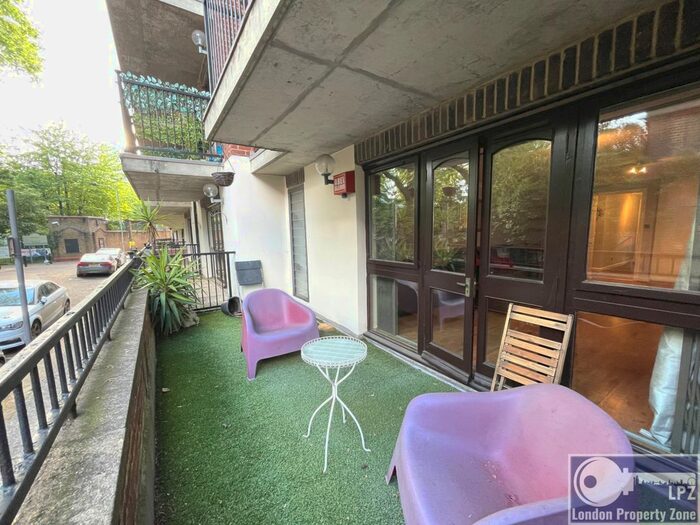 2 Bedroom Flat To Rent In Fletcher Street, Tower Hill, E1