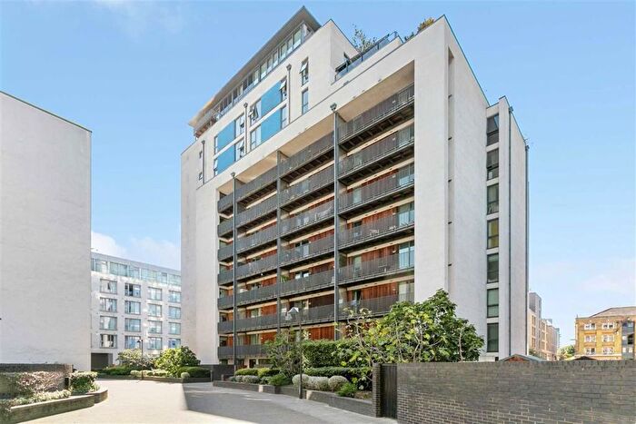 2 Bedroom Flat To Rent In City Walk, London, SE1