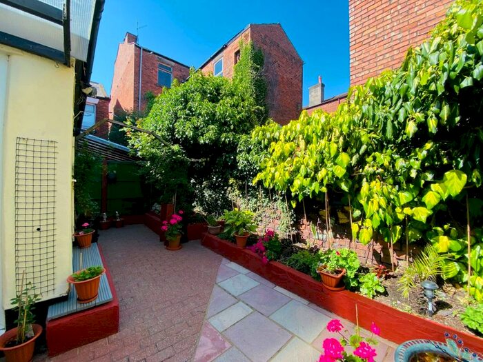 1 Bedroom Apartment To Rent In Stanley Street, Southport, PR9