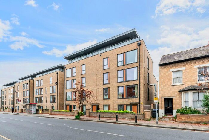 1 Bedroom Flat To Rent In Hartfield Road, London, SW19