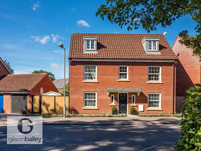 5 Bedroom Detached House For Sale In Nelson Drive, Little Plumstead, NR13