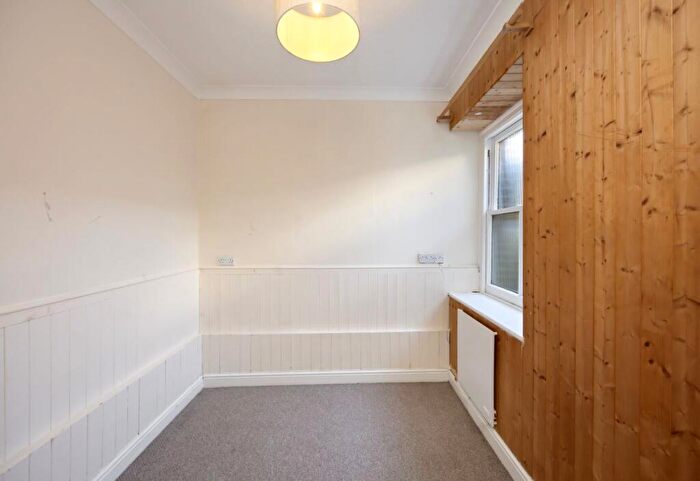 1 Bedroom Flat For Sale In Flat West Mansions, Heene Terrace, Worthing, West Sussex, BN11