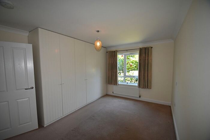 2 Bedroom Flat For Sale In Patrons Way West, Denham Garden Village, Buckinghamshire, UB9