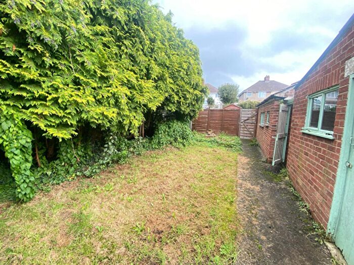 6 Bedroom Semi-Detached House To Rent In Wellington Hill West, Bristol, BS9