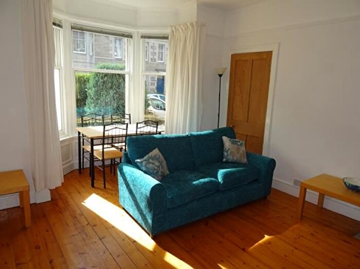 2 Bedroom Flat To Rent In Rosebank Grove, Trinity, Edinburgh, EH5