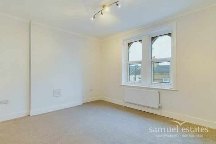 2 Bedroom Flat To Rent In Albert Road, Norwood Junction, SE25