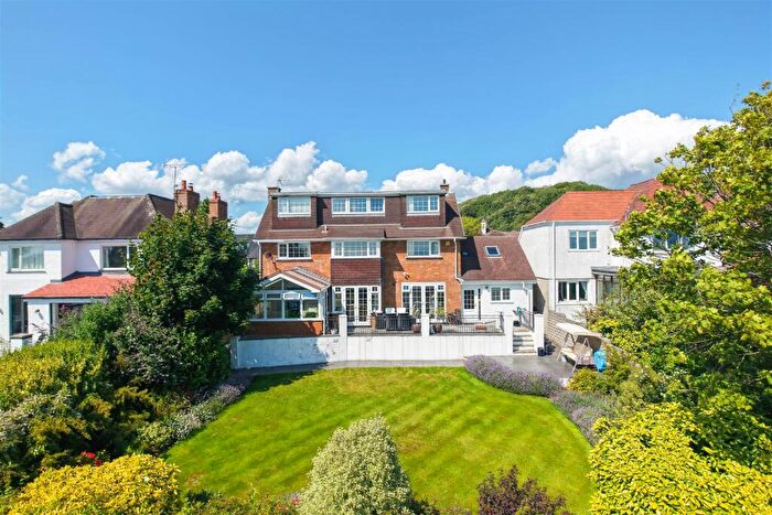 5 Bedroom Detached House For Sale In Danygraig Avenue, Porthcawl, Bridgend County Borough, CF36