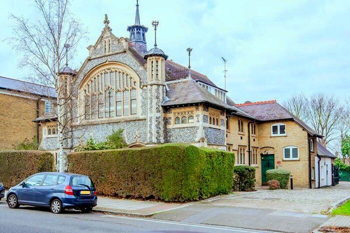 2 Bedroom Apartment To Rent In Creighton Avenue, East Finchley, N2