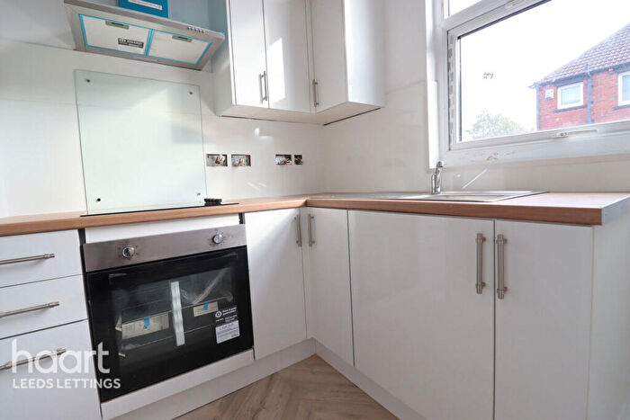 1 Bedroom Terraced House To Rent In Longroyd Grove, Leeds, LS11