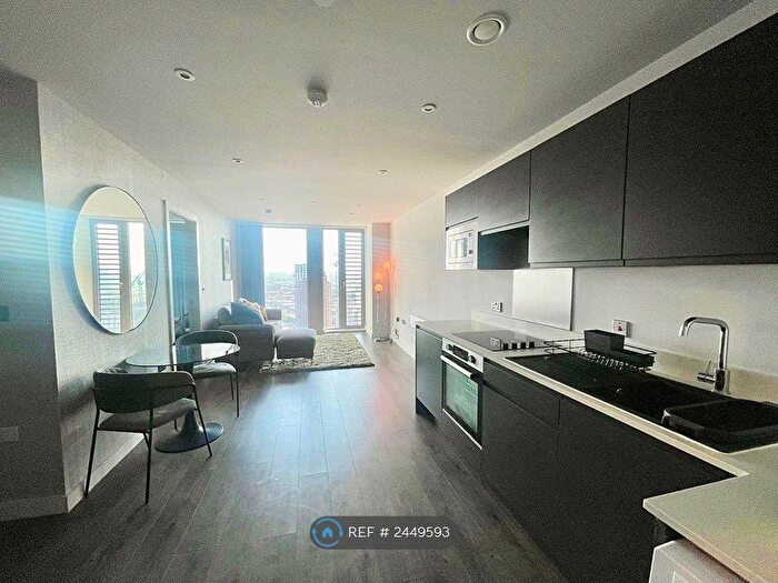 1 Bedroom Flat To Rent In Greengate, Salford, M3