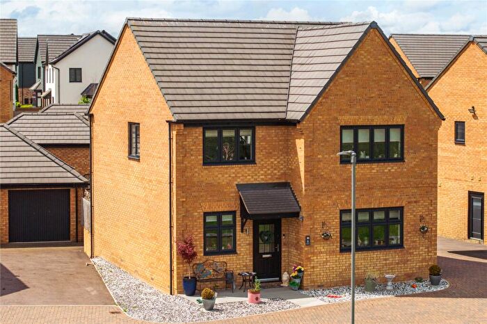 4 Bedroom Detached House To Rent In Gravett, Olney, Buckinghamshire, MK46