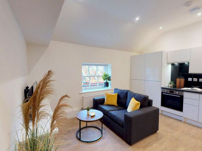 2 Bedroom Flat To Rent In Flat, Hyde Terrace #, LS2
