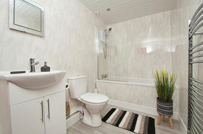 3 Bedroom Terraced House For Sale In Oakdale Terrace, Tonypandy, CF40