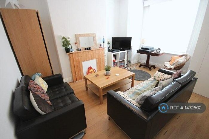 3 Bedroom Terraced House To Rent In Grimthorpe Street, Leeds, LS6