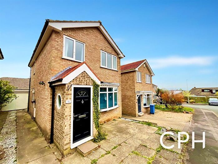 3 Bedroom Property For Sale In Shelton Avenue, East Ayton, YO13
