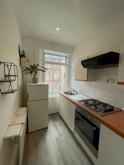 2 Bedroom Flat To Rent In Commercial Street, Spitalfields, London, E1