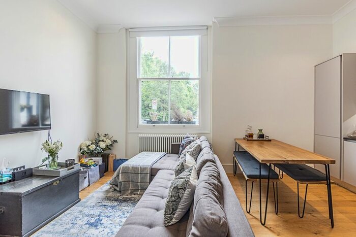 2 Bedroom Flat To Rent In Warwick Square, London, SW1V