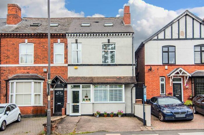 4 Bedroom Property To Rent In Birmingham Road, Park Hall, Walsall WS5