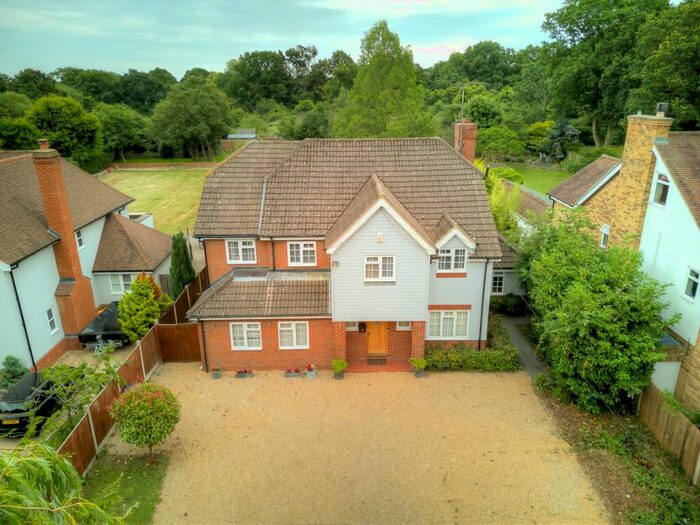 5 Bedroom Detached House For Sale In Goat Hall Lane, Chelmsford, Essex, CM2