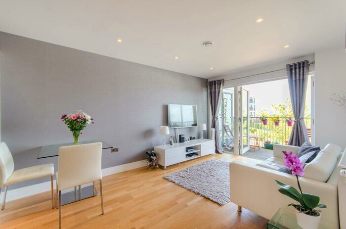 2 Bedroom Flat To Rent In Pinner Road, Harrow, HA1